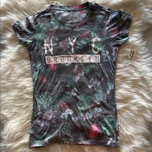 🌆NYC BROOKLYN GRAPHIC TEE🌆